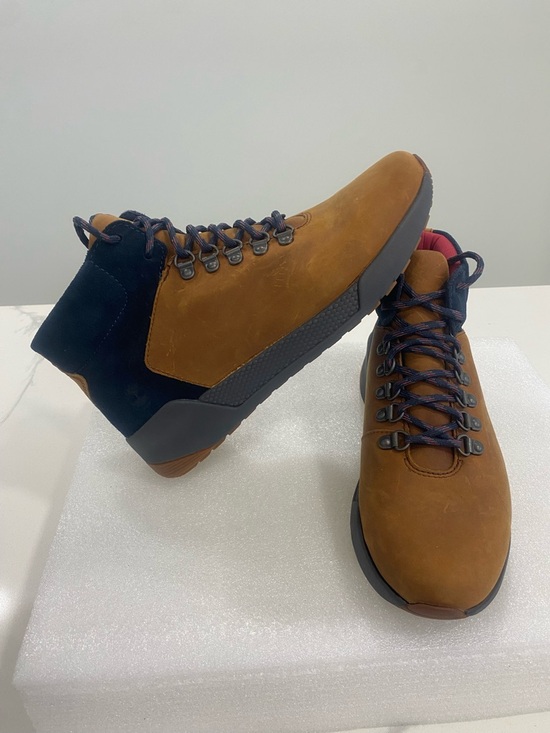 Timberland Shoes - Timberland Chestnut and Navy Lace-Up Hiking Boots